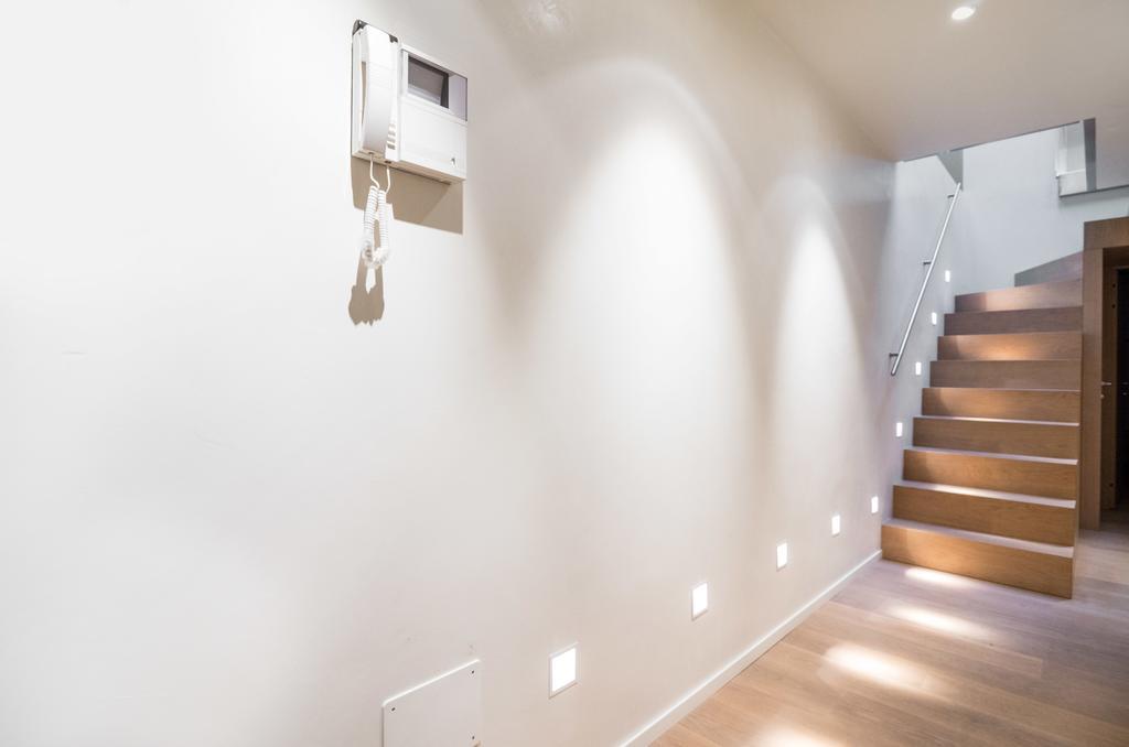 Center Design House Apartment Милано Екстериор снимка